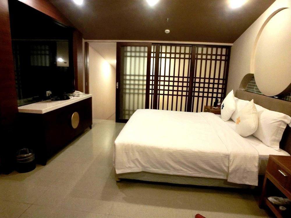 Marina Spa Hotel Sanya Eksteriør billede